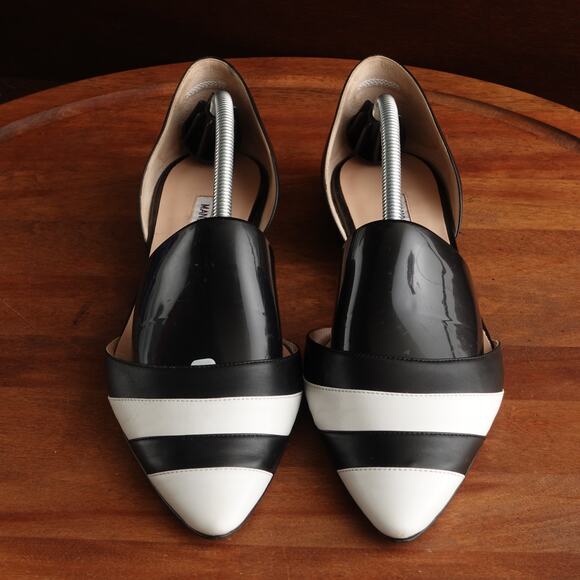Manolo Blahnik Flats WMS SZ EU 39.5 US 9.5 BLK White Leather D'Orsay Modern Shoe - Picture 2 of 14